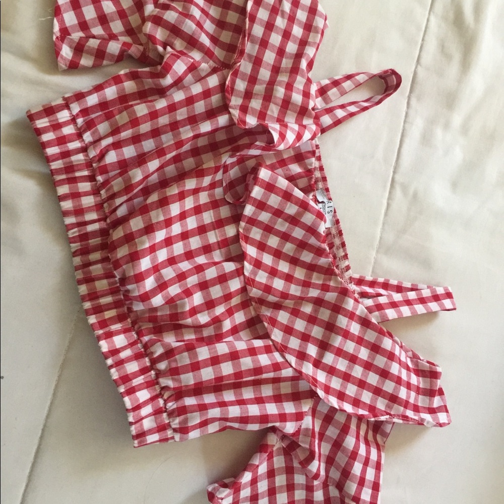 Checkered red & white crop top